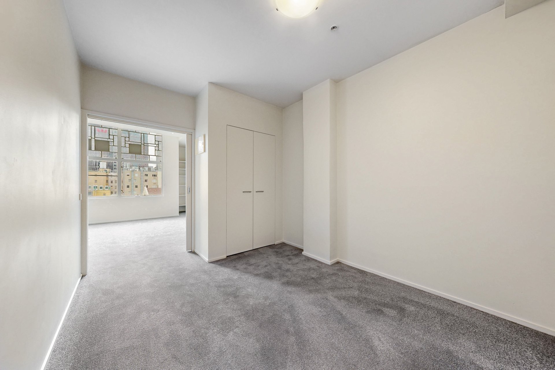 803/115 Swanston Street, Melbourne image 13
