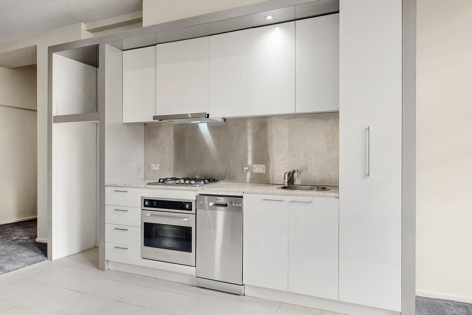 803/115 Swanston Street, Melbourne image 1