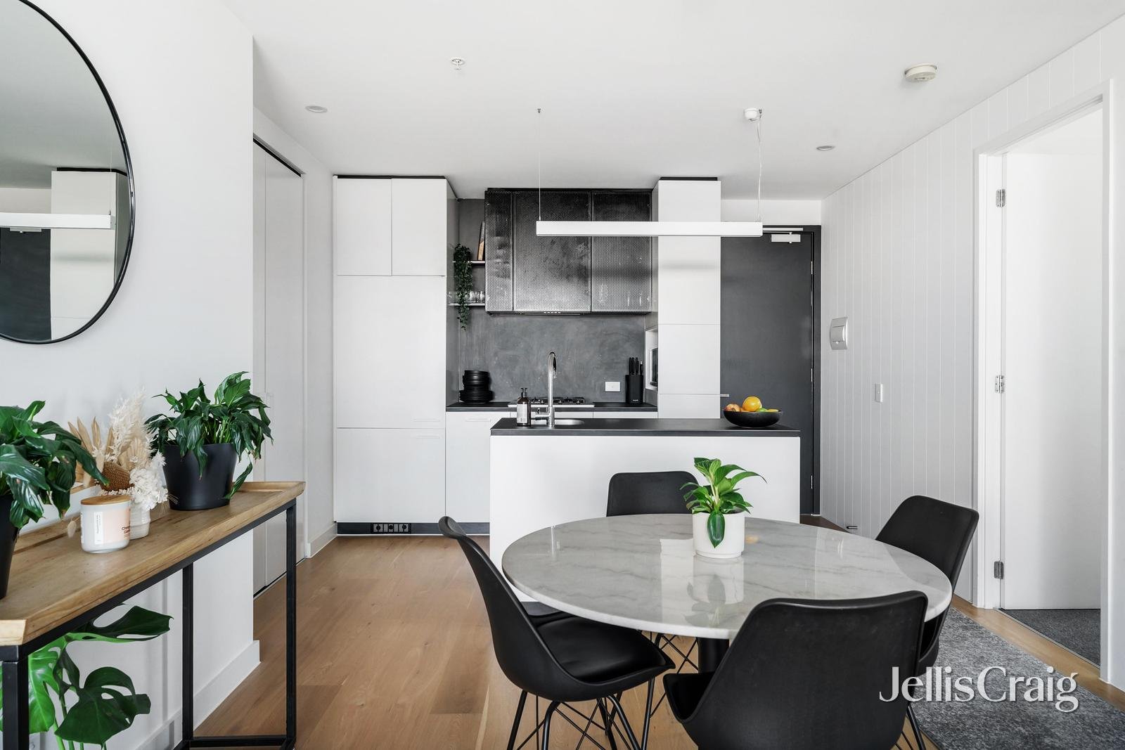 803/183 Bridge Road, Richmond image 3