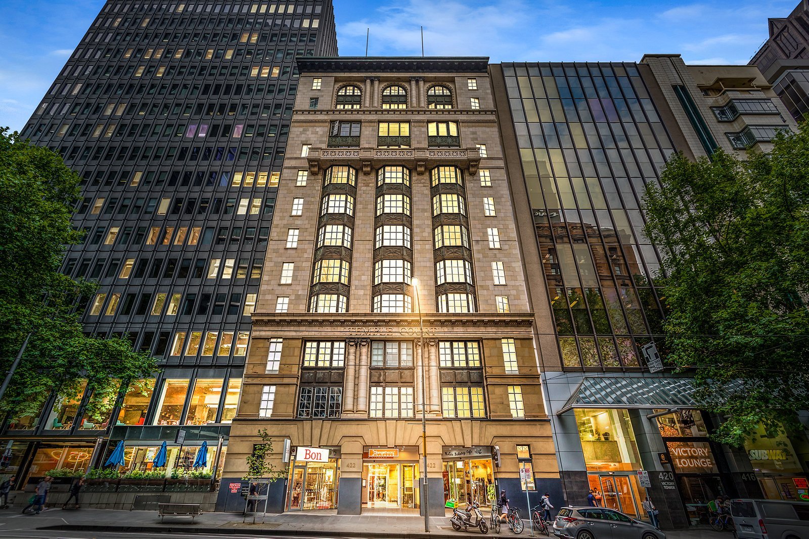 804/422 Collins Street, Melbourne image 6