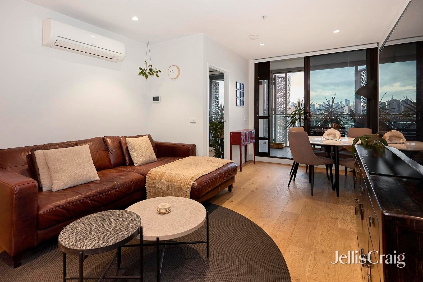 805/11 David Street, Richmond image 1