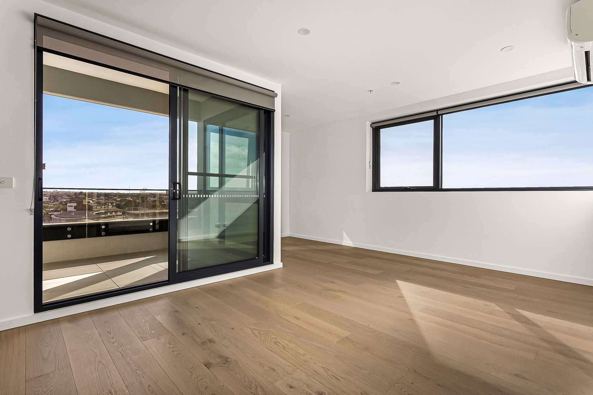 Property Gallery Thumbnail 2