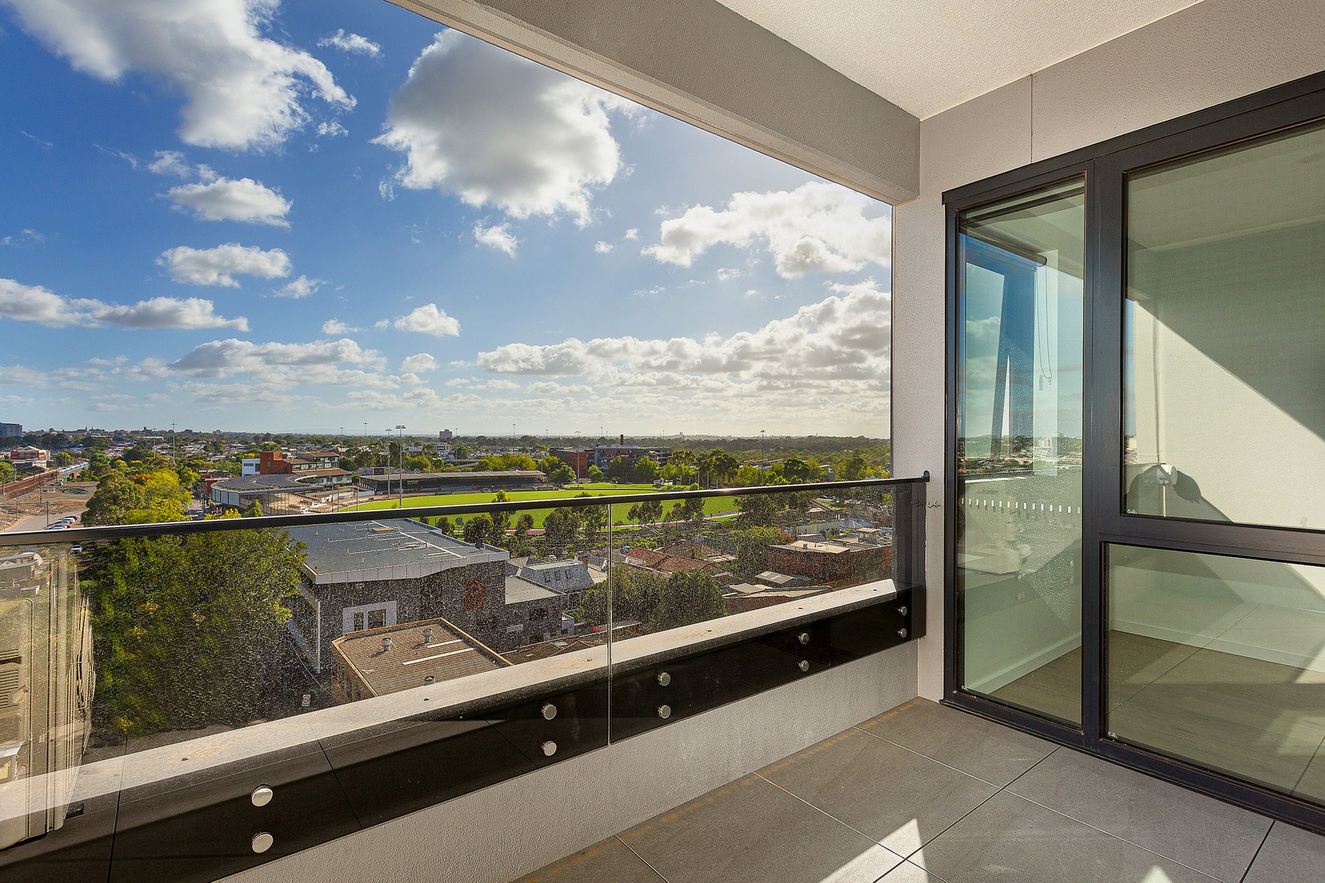 Property Gallery Thumbnail 6