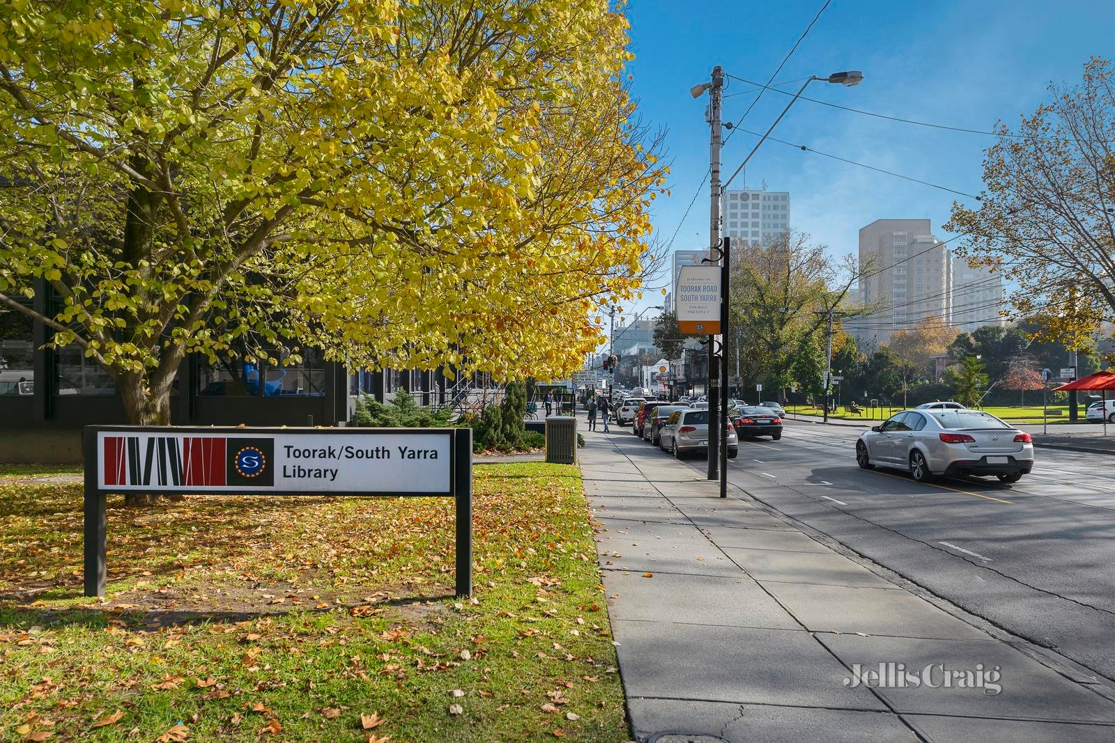 806/227 Toorak Road, South Yarra image 15