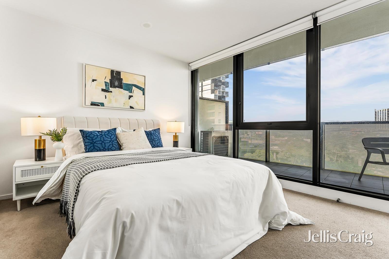 806/50 Haig Street, Southbank image 5