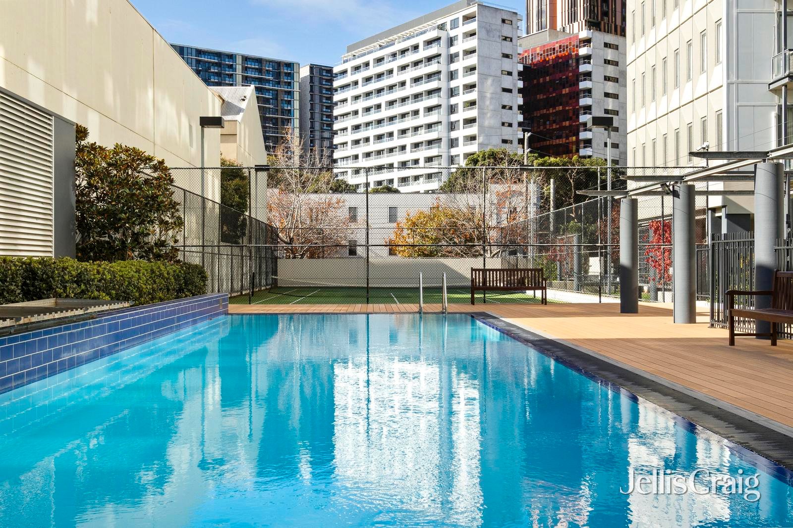 807/221 Sturt Street, Southbank image 10