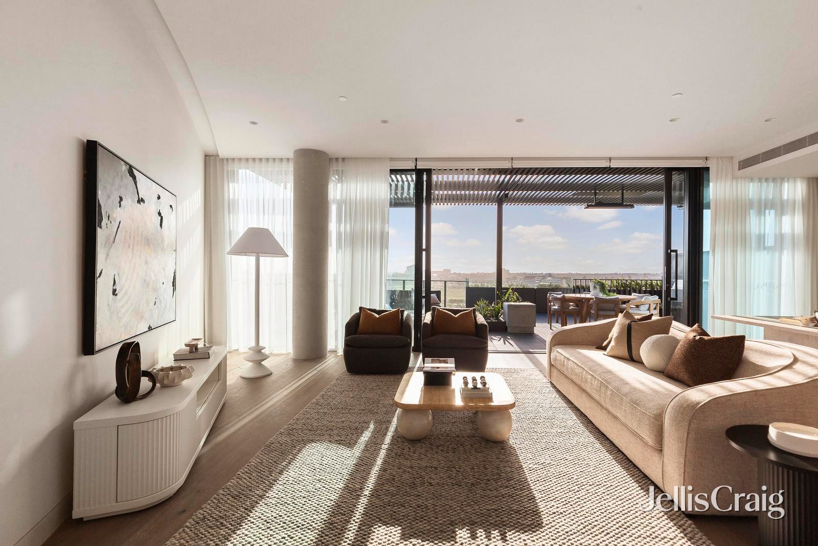 807/550 Epsom Road, Flemington image 2