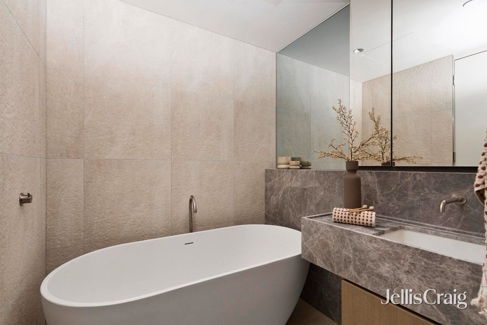 807/550 Epsom Road, Flemington image 8