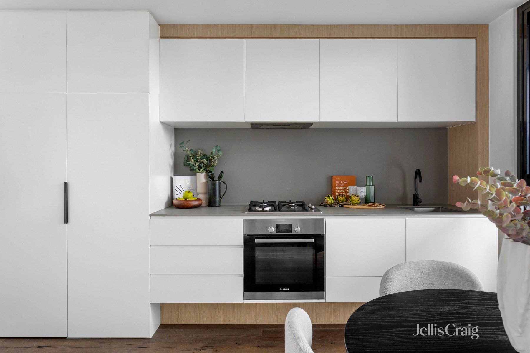 808/51 Napoleon Street, Collingwood image 3