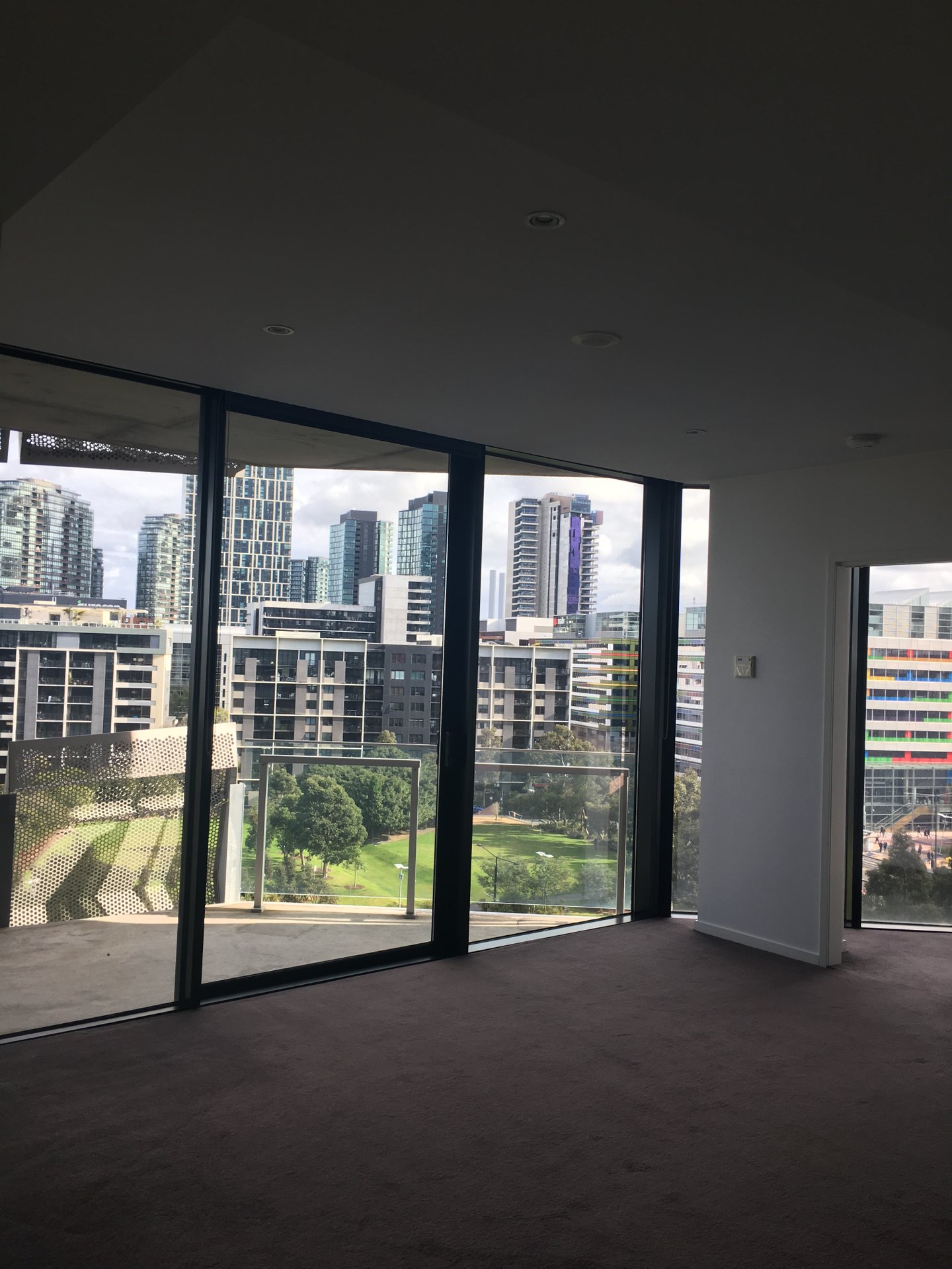 808 / 8 Waterview Walk DOCKLANDS, VIC 3008