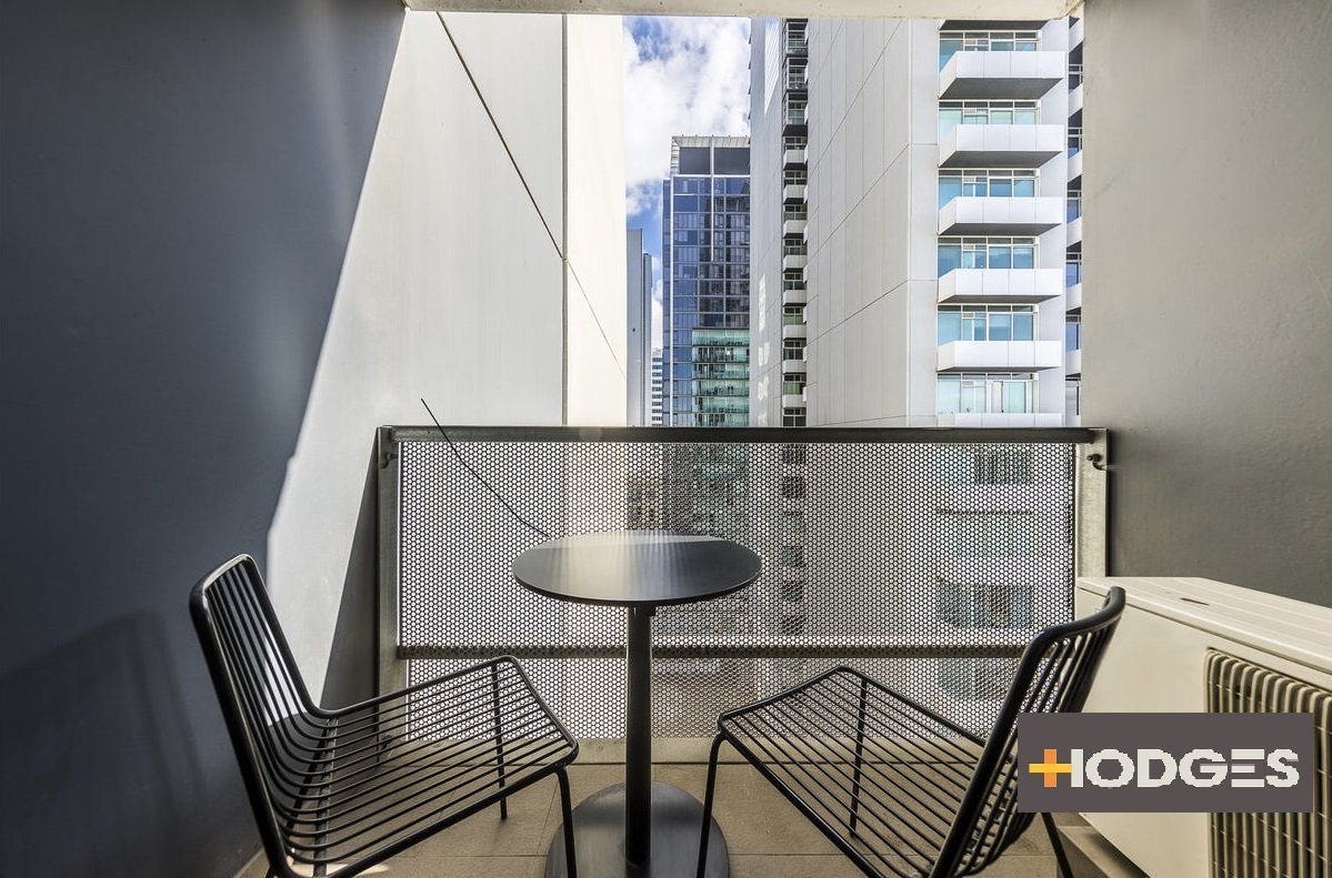 809 / 17 Singers Lane MELBOURNE