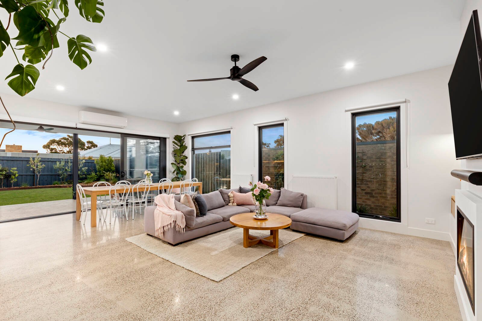 Property Gallery Thumbnail 5