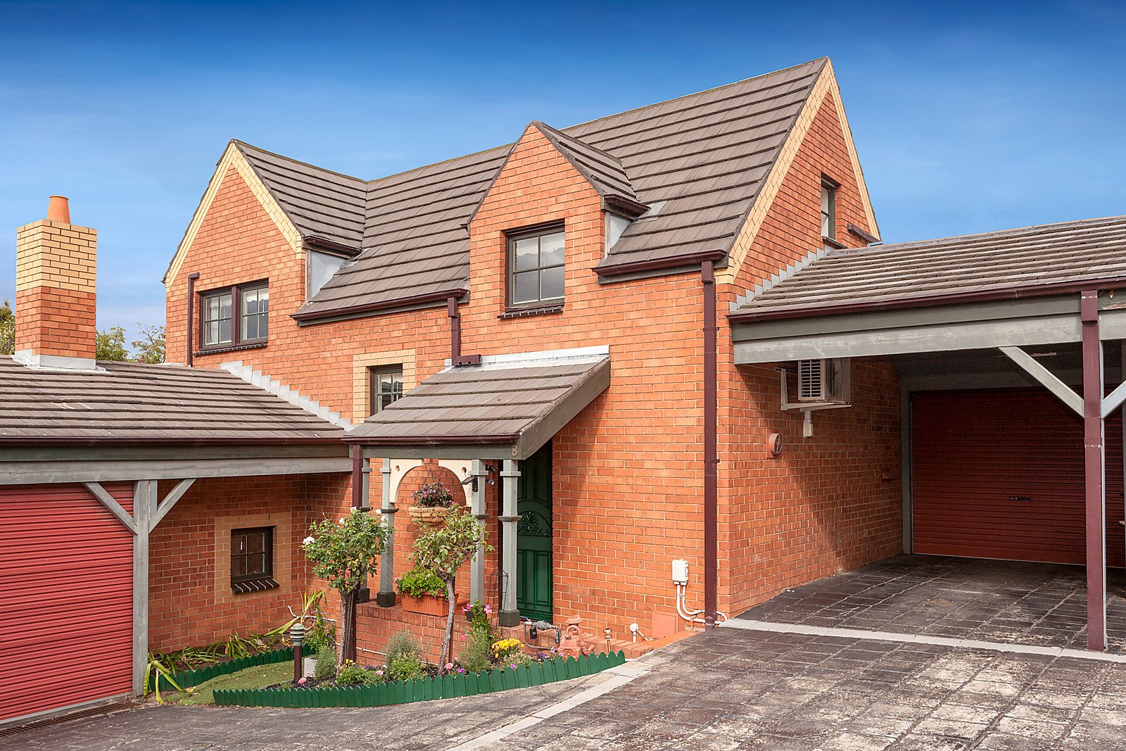 8/111 Tasman Avenue, Strathmore Heights VIC 3041