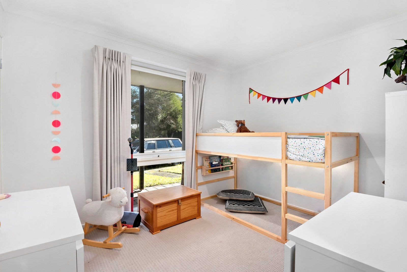 Property Gallery Thumbnail 7