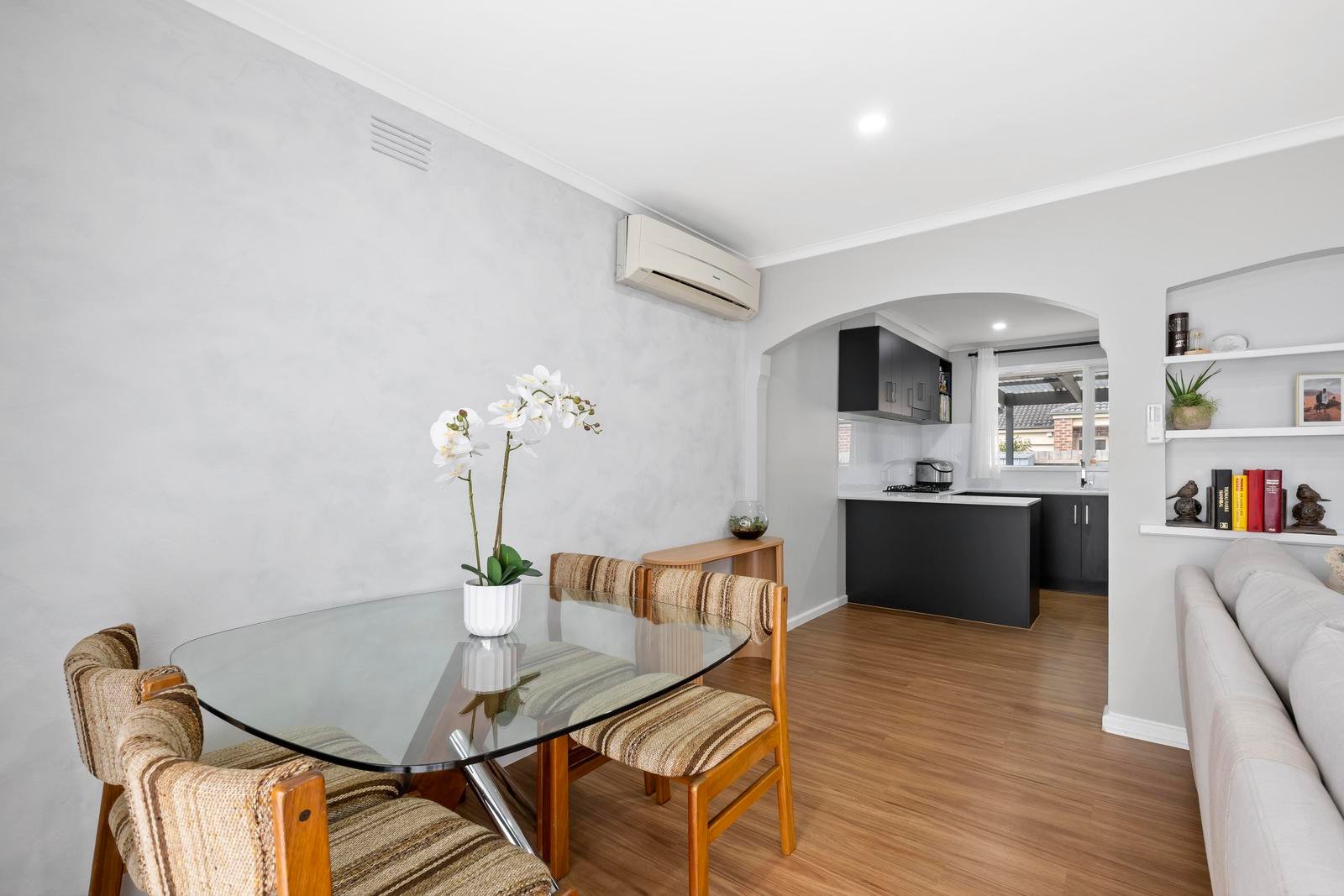 81 Cardigan Road, Mooroolbark image 4