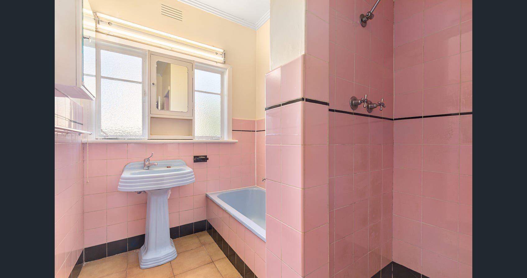 81 Charles Street, Kew image 2