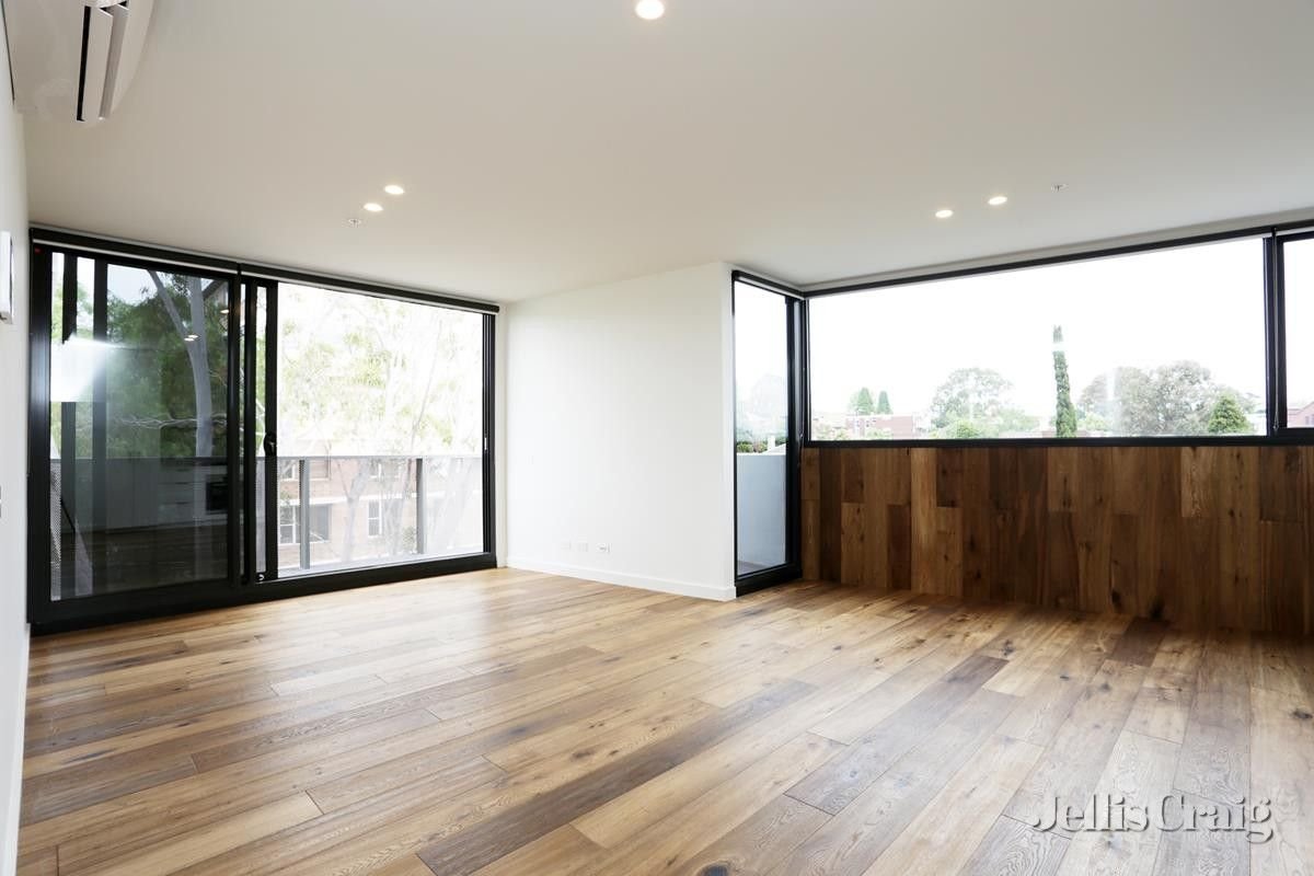 8/1 Davidson Street, South Yarra image 2