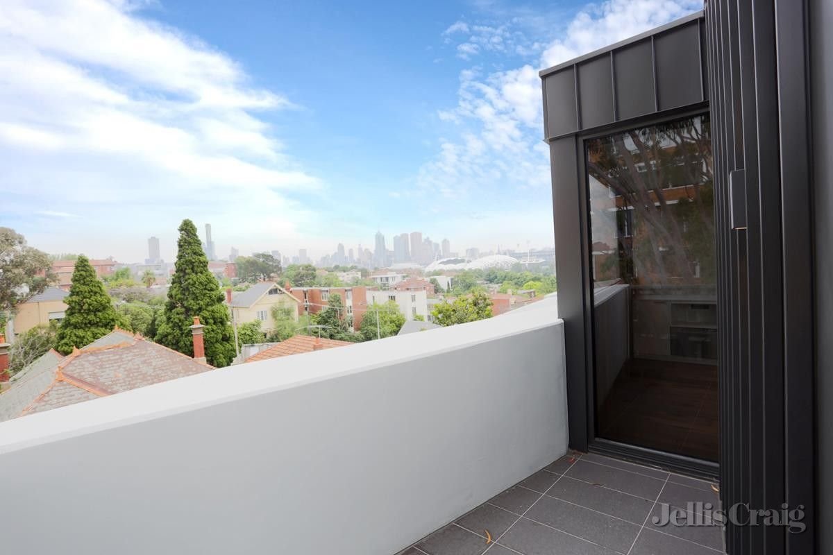 8/1 Davidson Street, South Yarra image 6
