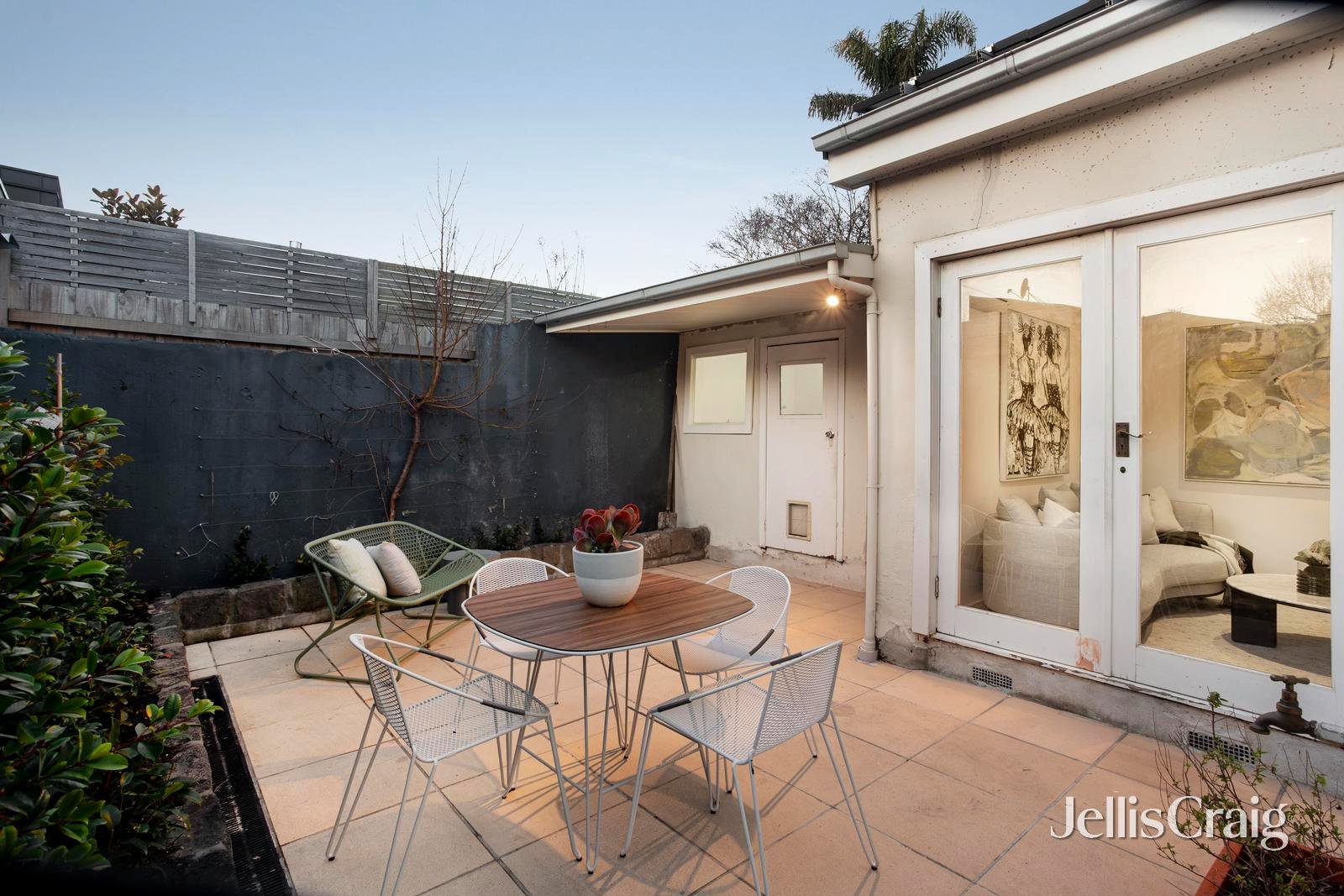 81 Earl Street East, Prahran image 11