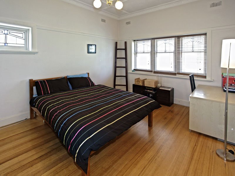 8/1 Glenhuntly Road, Elwood image 6