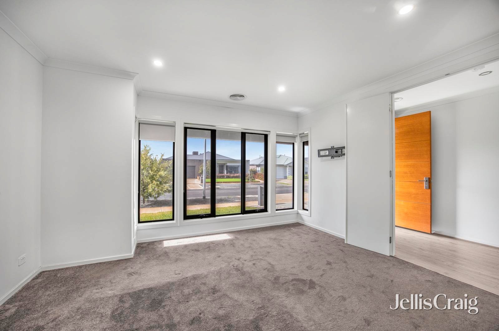 81 Lugano Avenue, Alfredton image 5