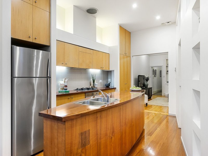 81 Milton Street, Elwood image 4