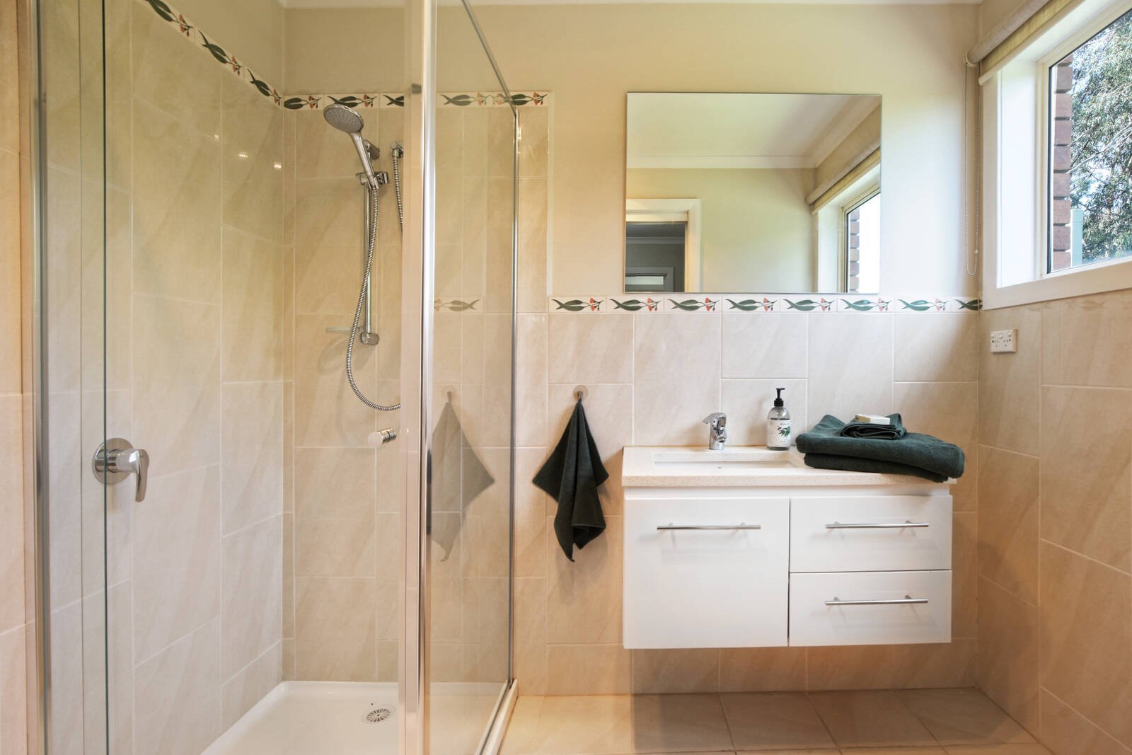 Property Gallery Thumbnail 14