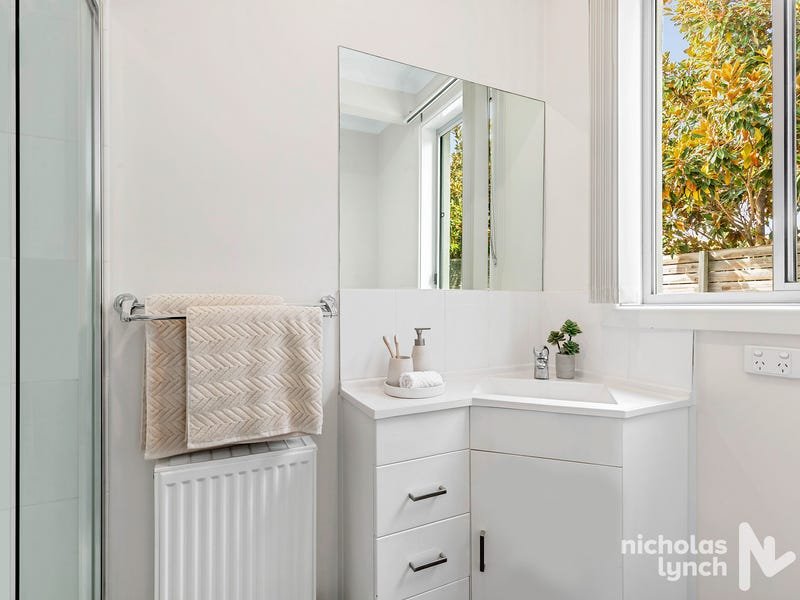 Property Gallery Thumbnail 8