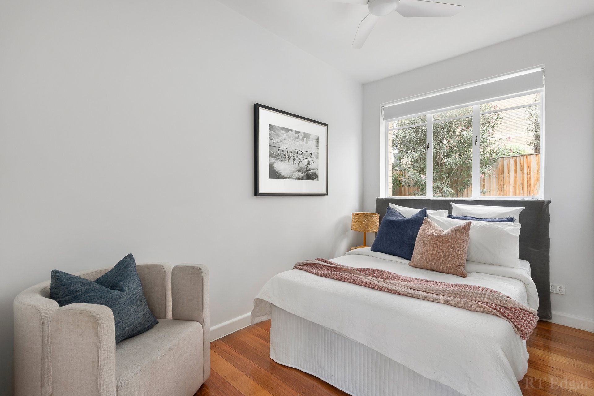 Property Gallery Thumbnail 6