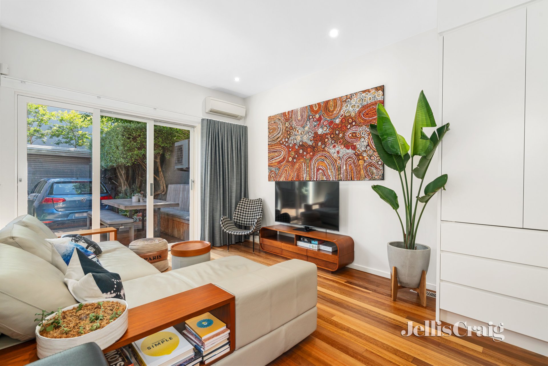 81 Rowena Parade, Richmond image 4