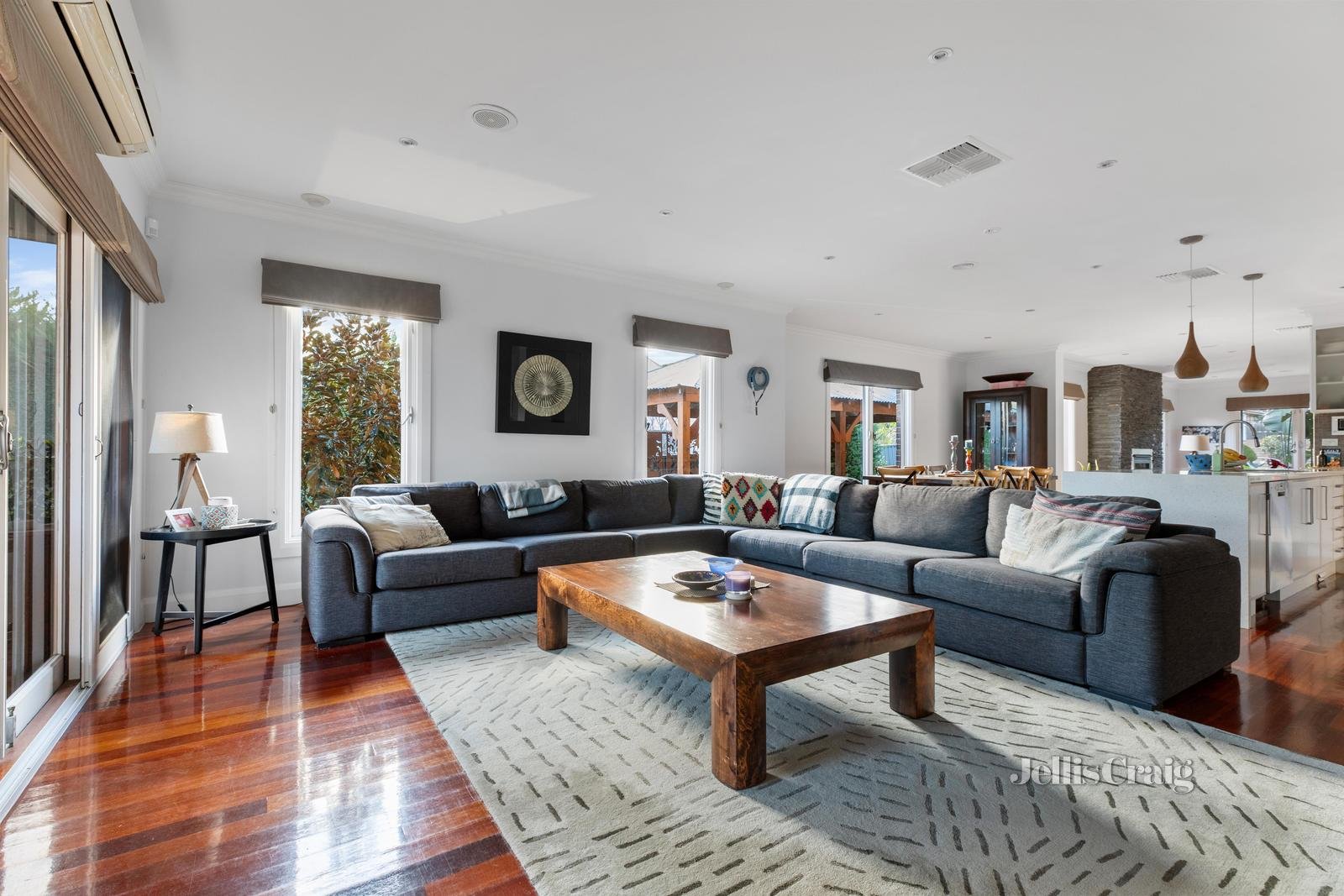 81 St Hellier Street, Heidelberg Heights image 4