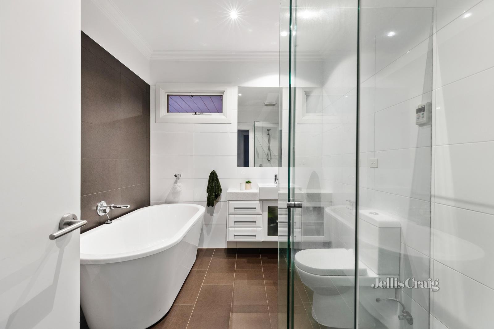 81 St Hellier Street, Heidelberg Heights image 8