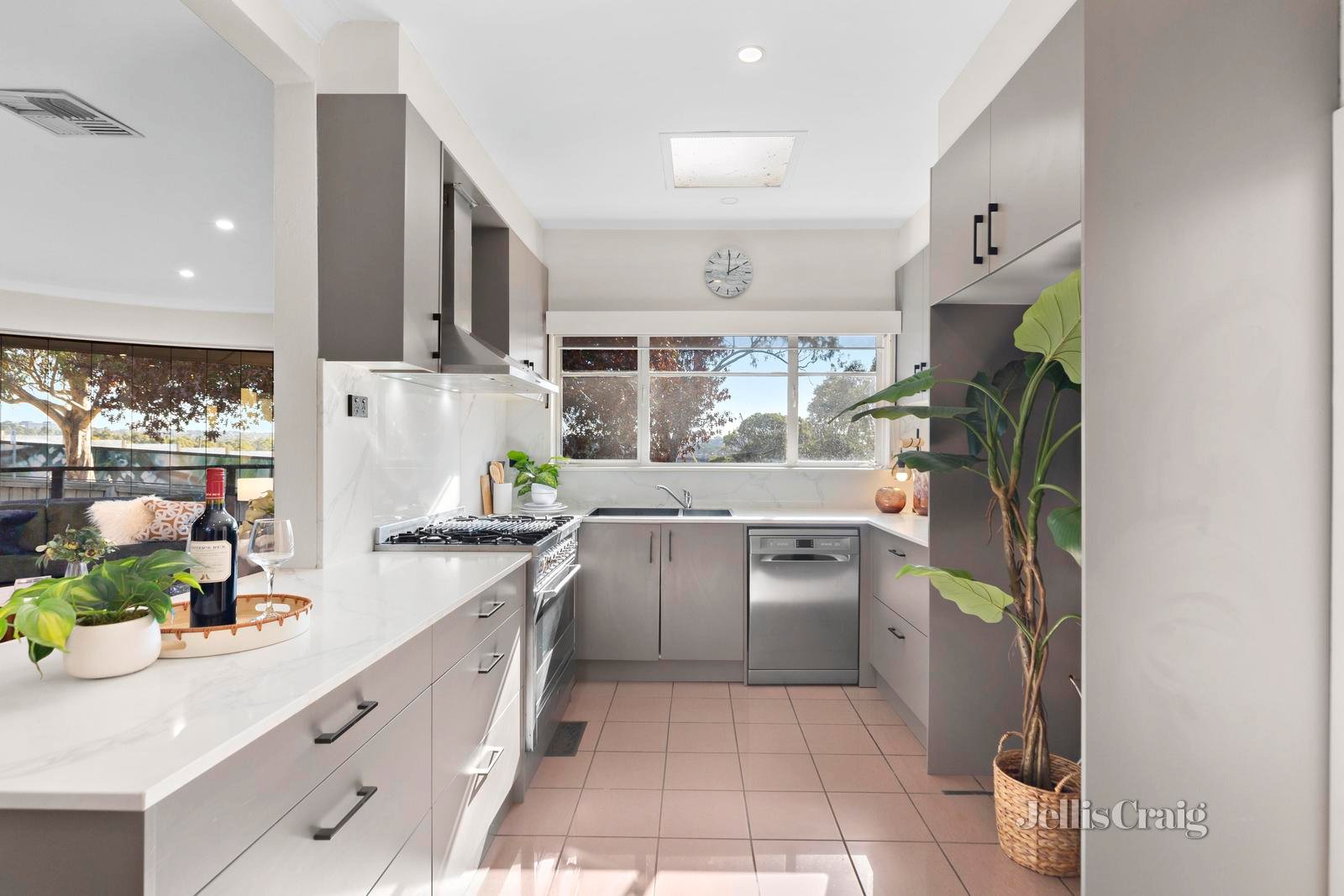 81 Ursa Street, Balwyn North image 10