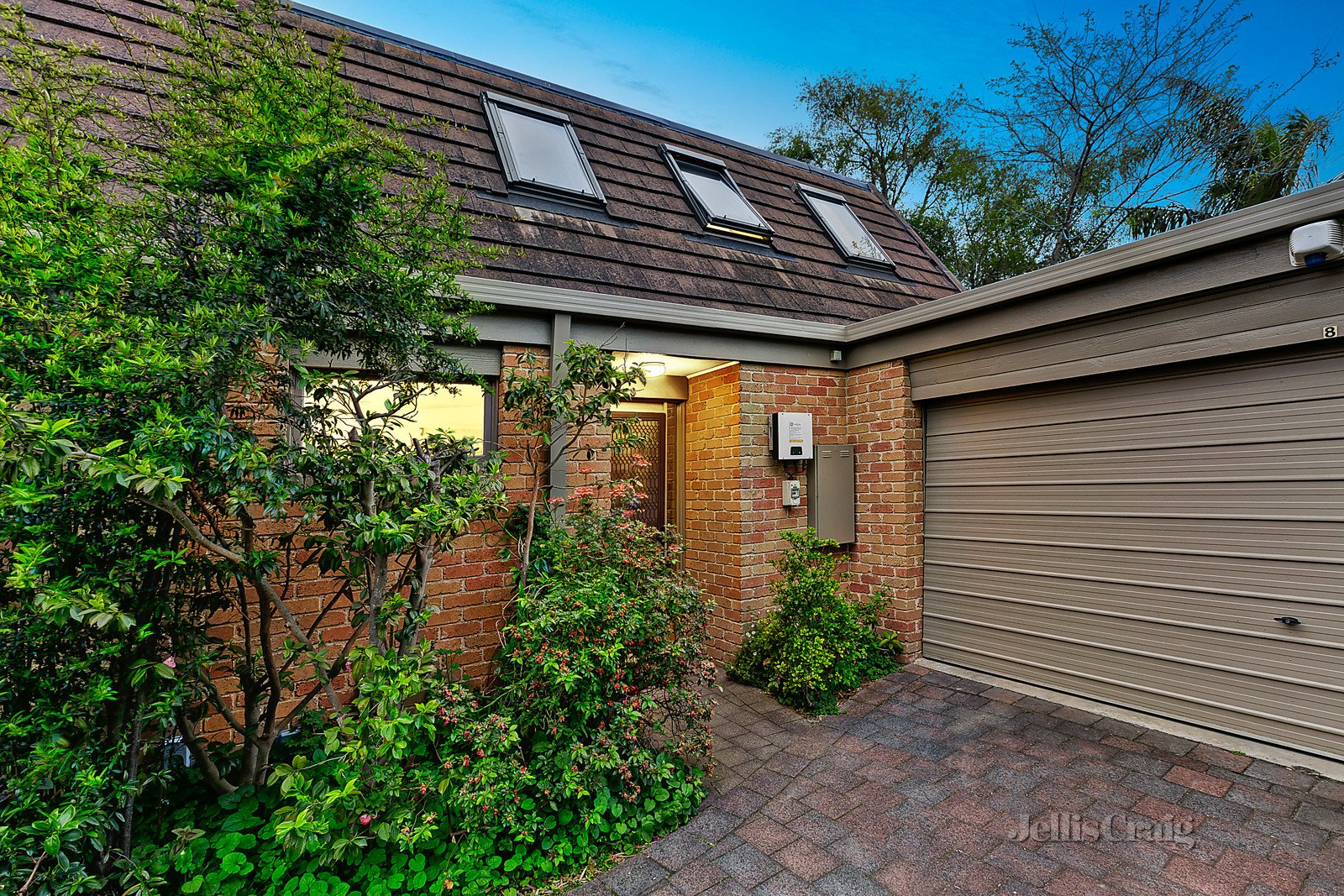 8/10-12 Wynyeh Street, Malvern East image 4