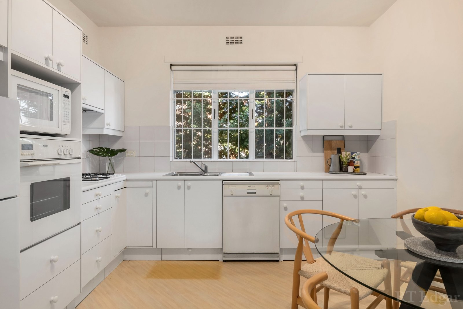 Property Gallery Thumbnail 4
