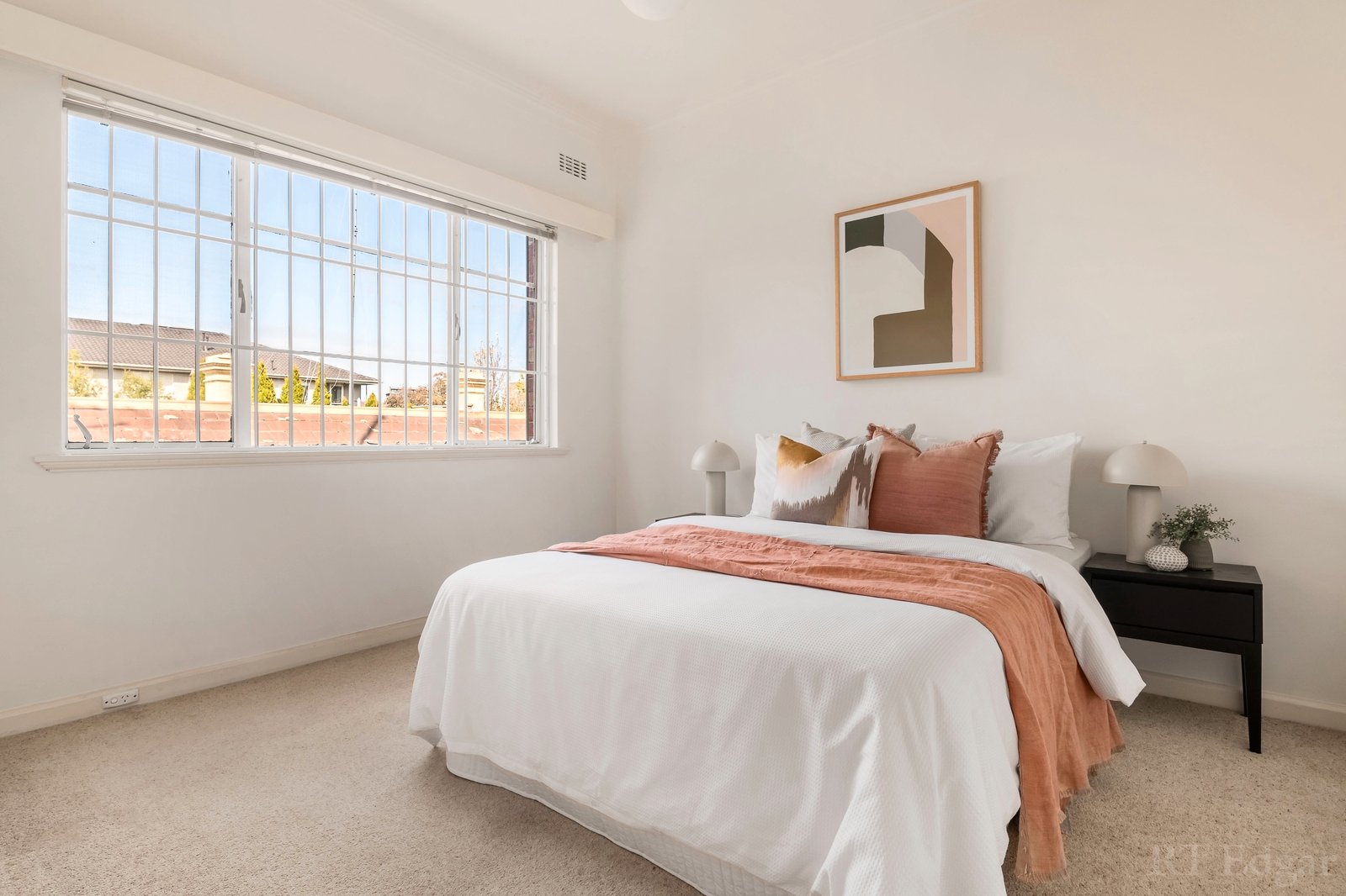 Property Gallery Thumbnail 8