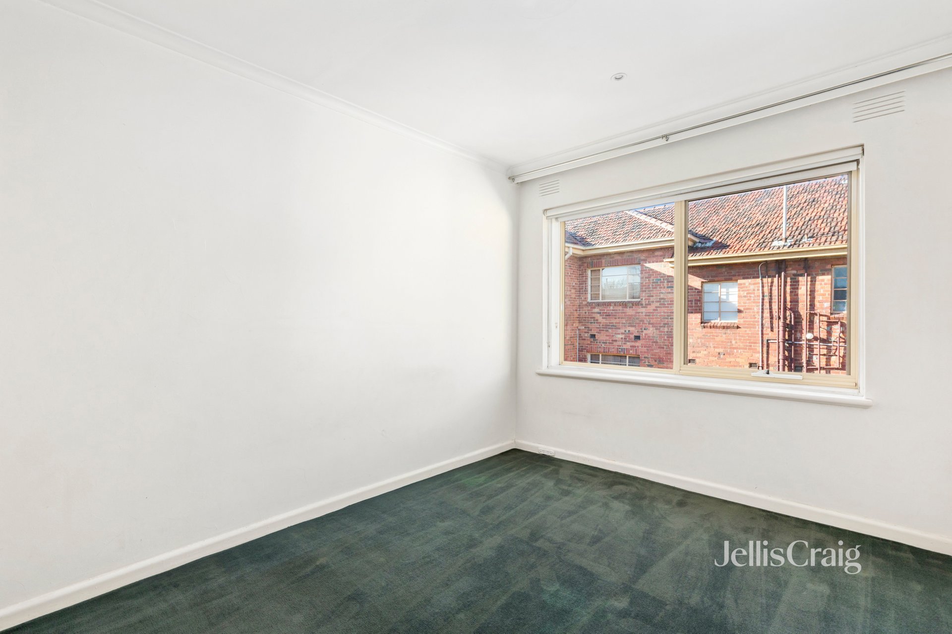 8/10 Mitford Street, St&nbsp;Kilda image 4