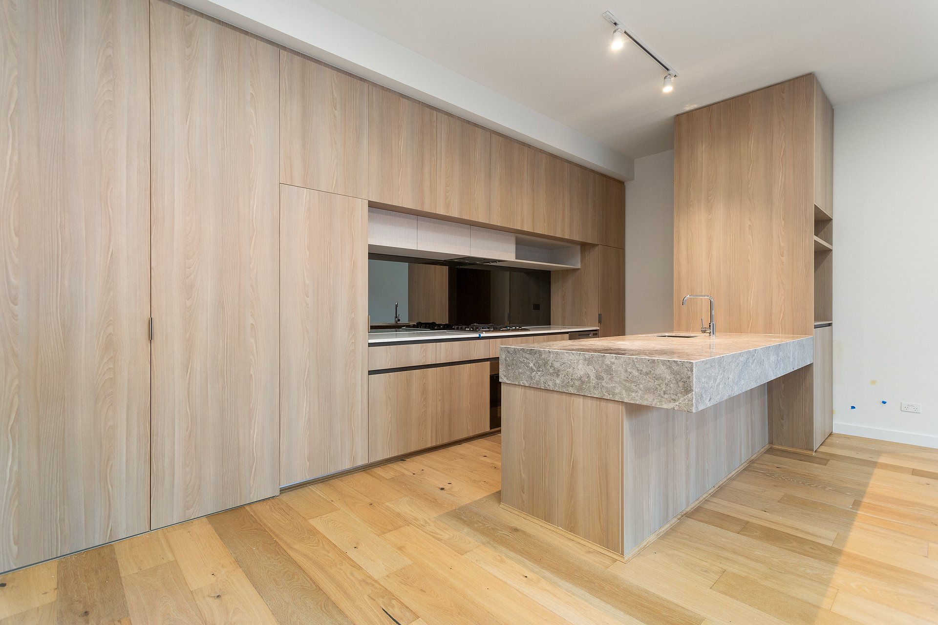 Property Gallery - Main Image