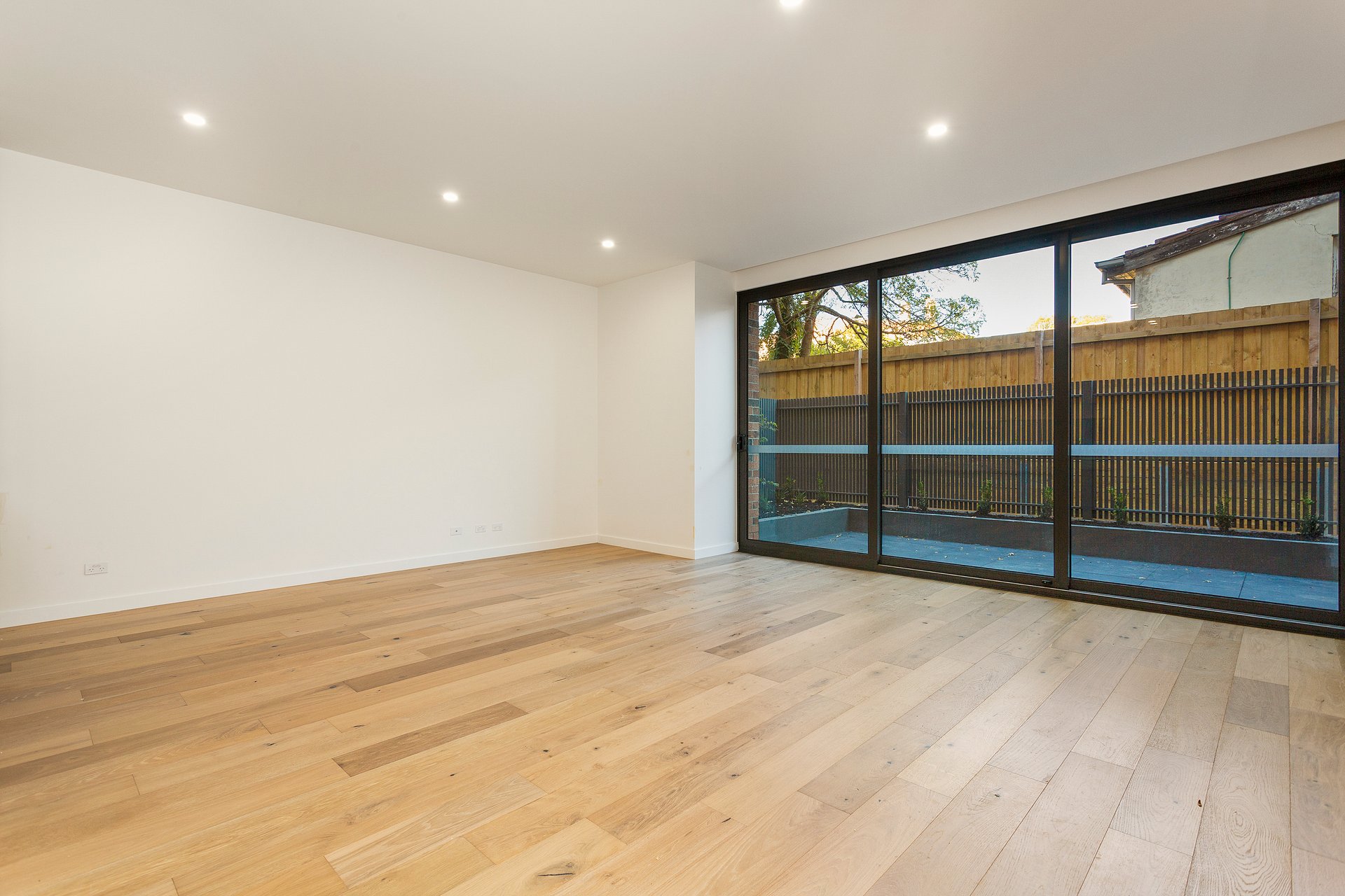 Property Gallery Thumbnail 2