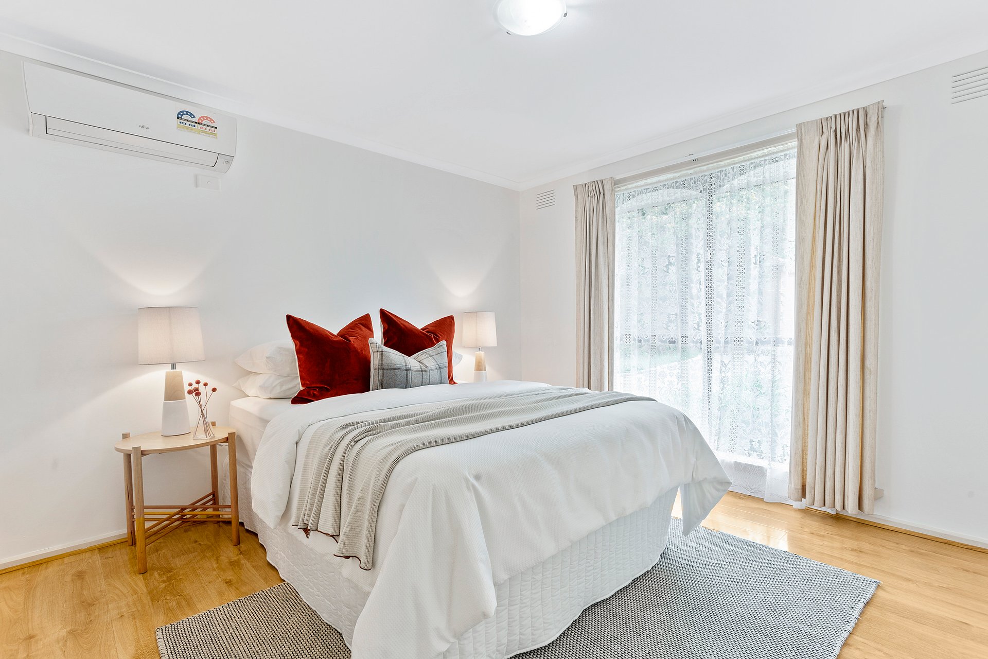 8/10 Webb Street, Burwood image 5