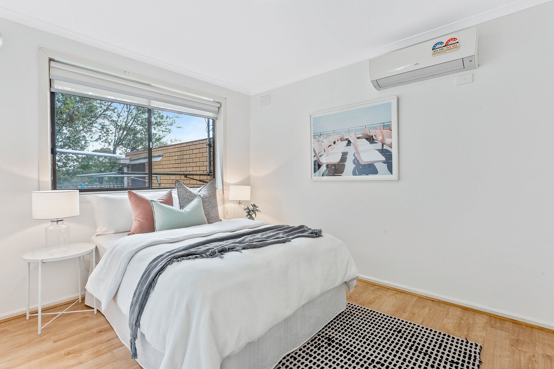 8/10 Webb Street, Burwood image 6