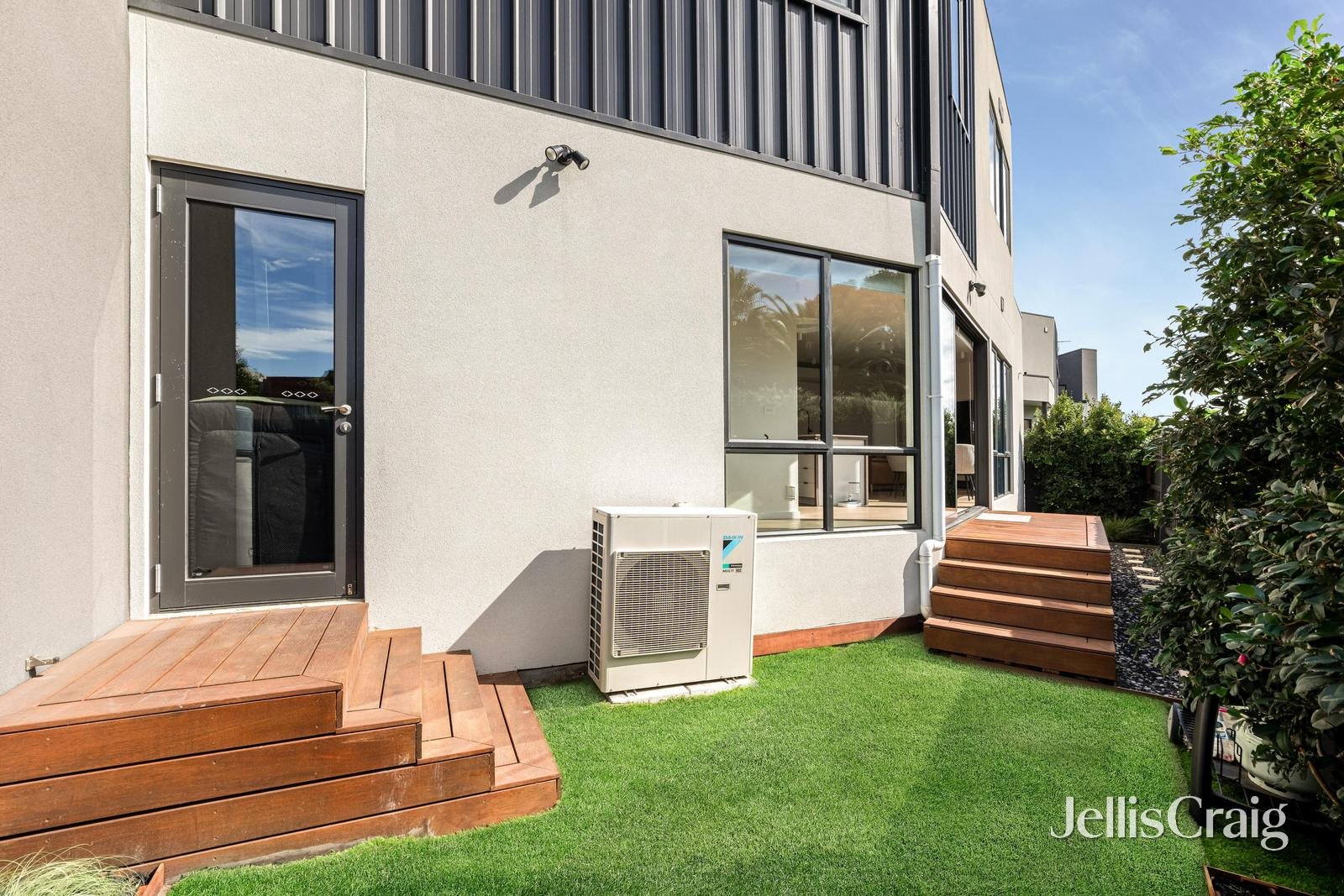 8/101 White Street, Mordialloc image 12