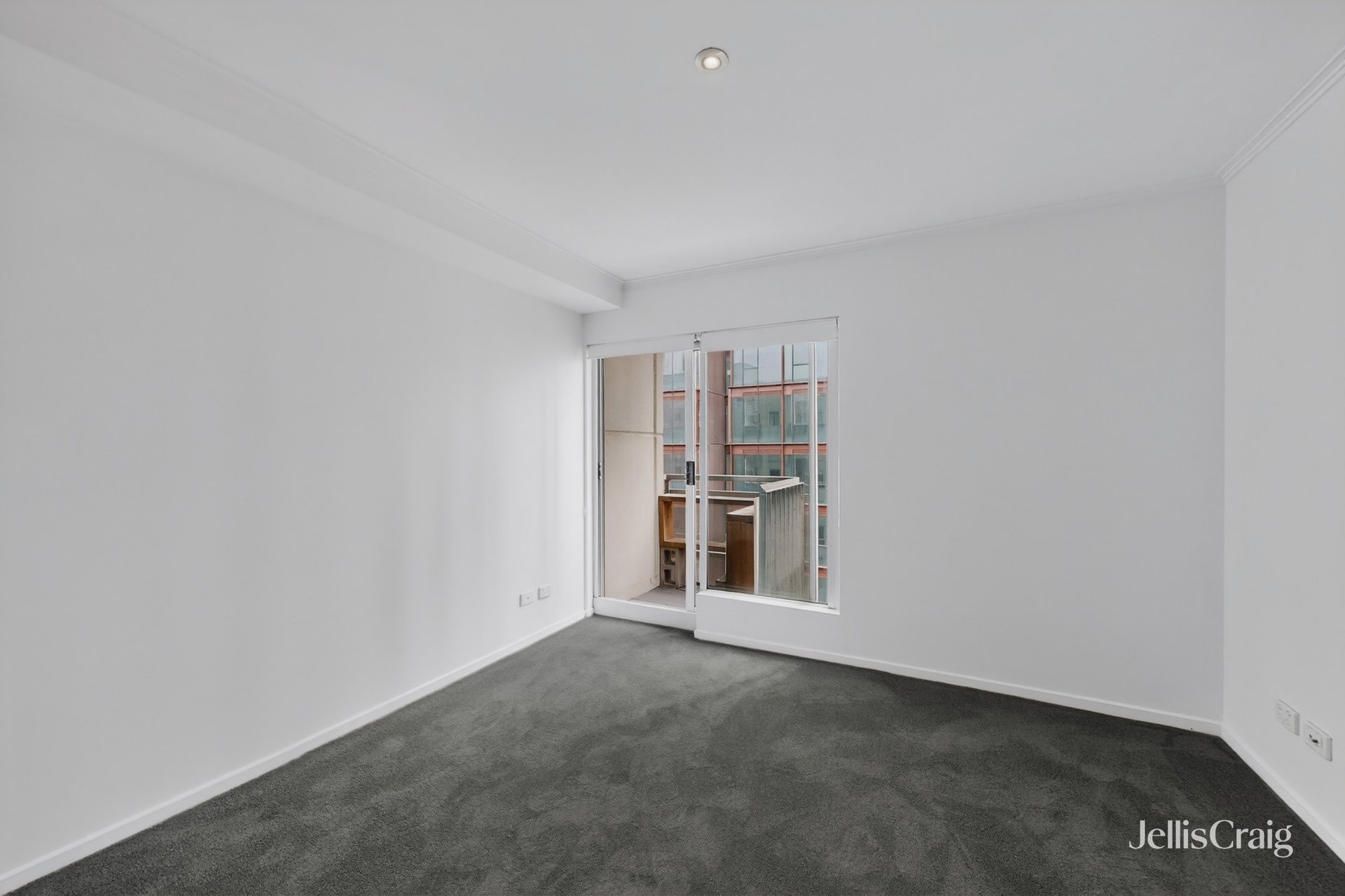 810/118 Franklin Street, Melbourne image 6