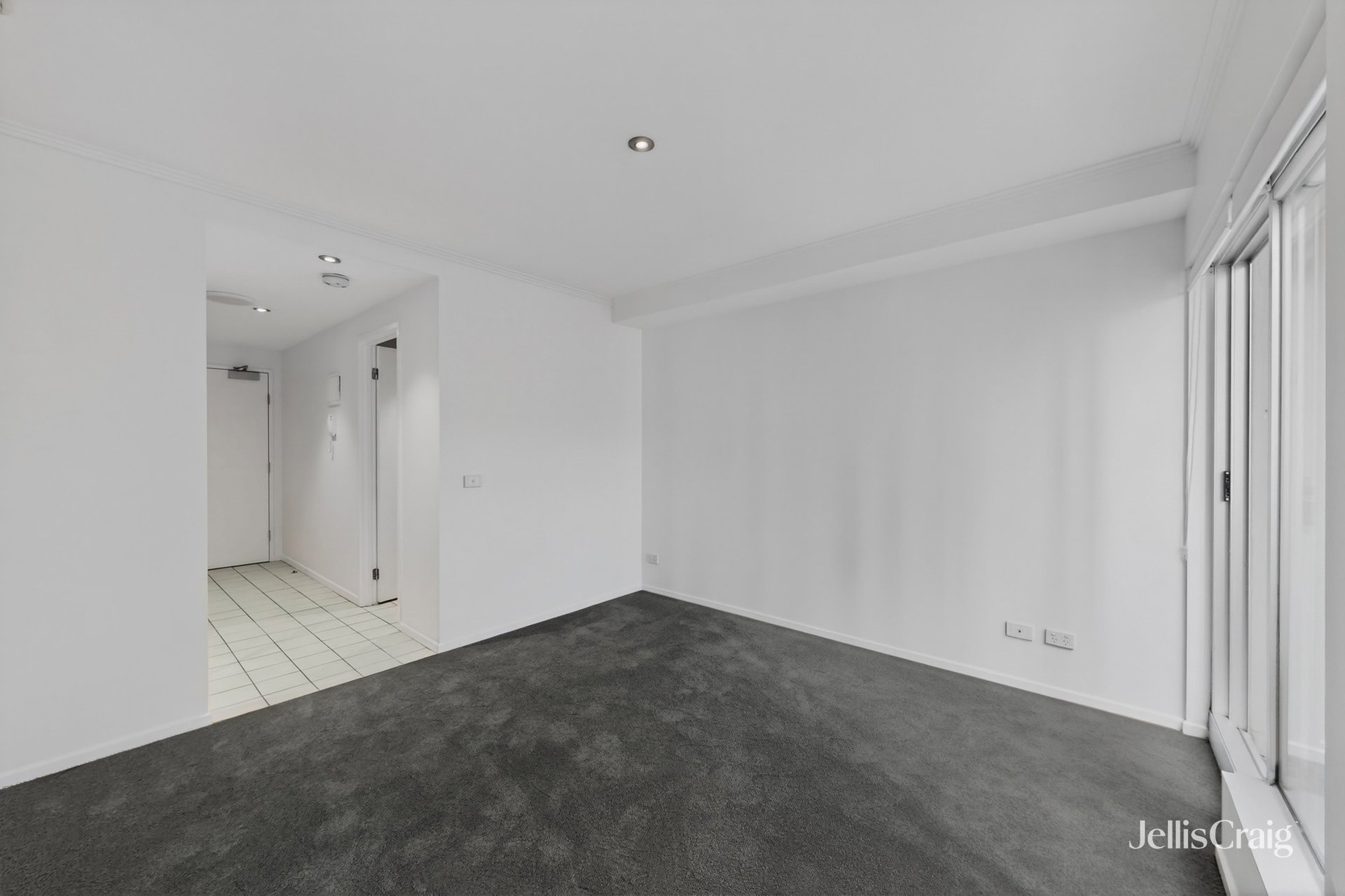 810/118 Franklin Street, Melbourne image 7