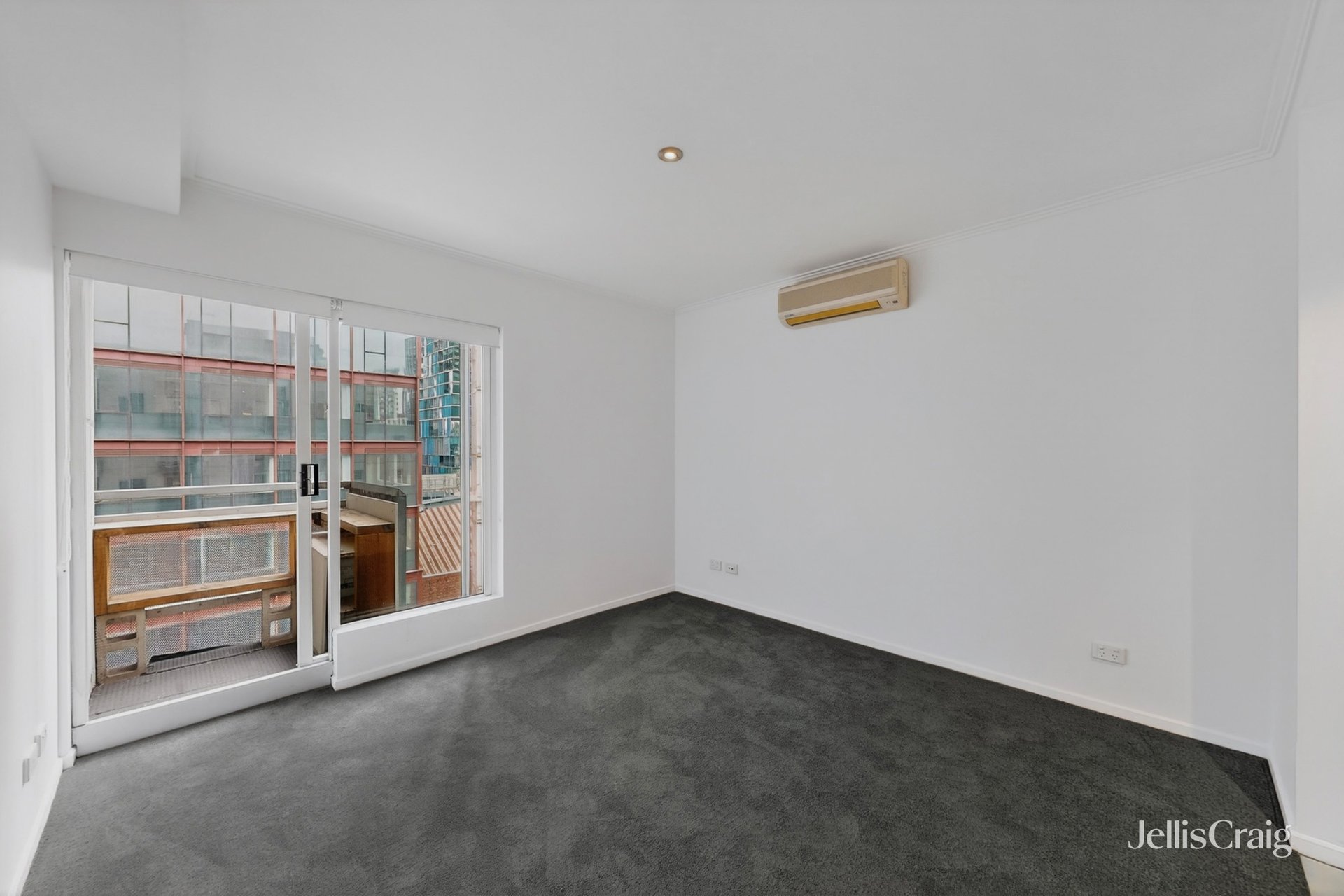 810/118 Franklin Street, Melbourne image 1