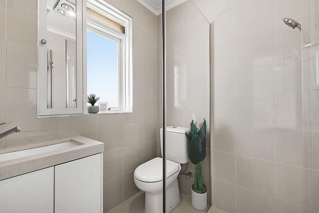 8/104 Alexandra Street, St Kilda East image 5