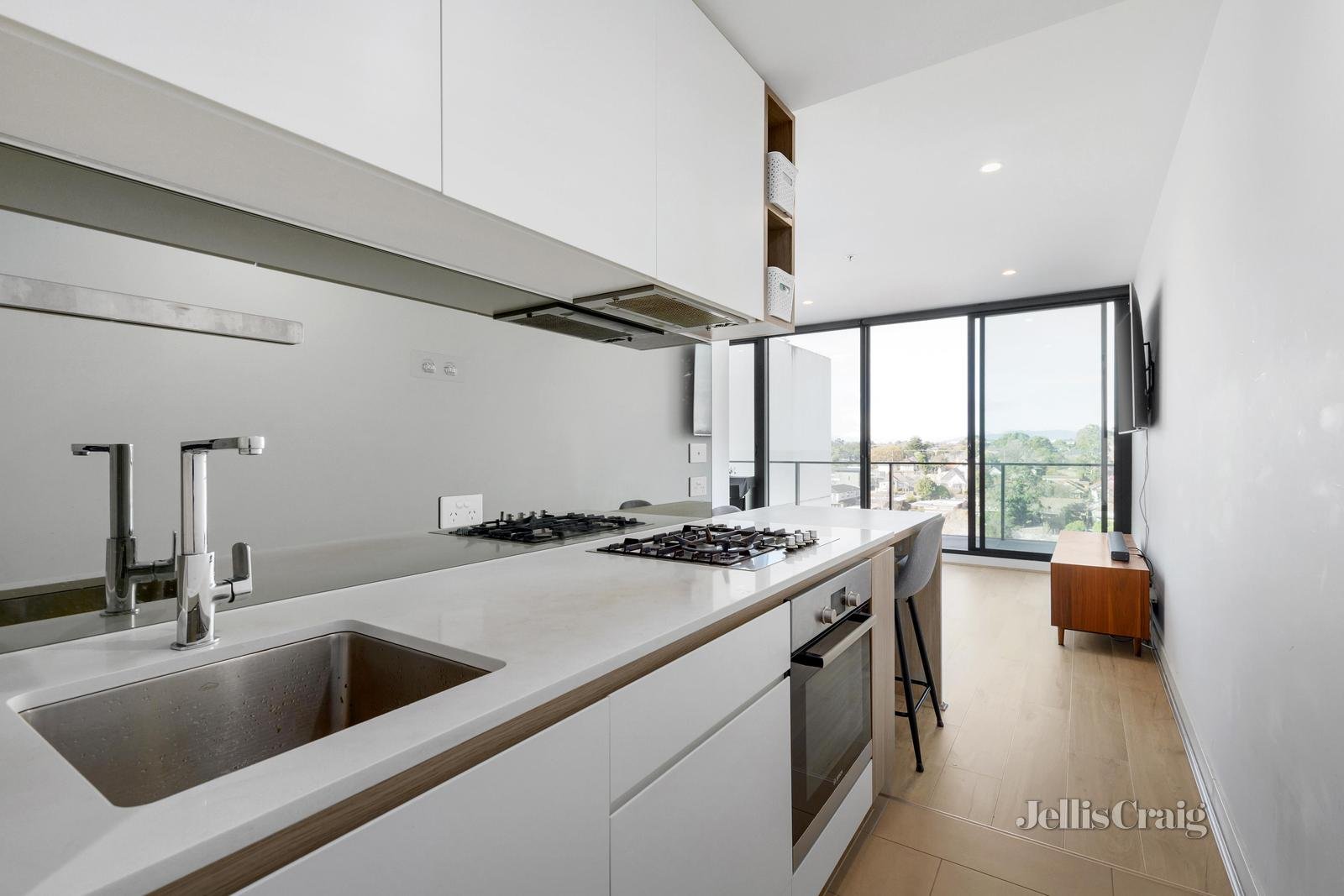 810/5-7 Irving Avenue, Box Hill image 1
