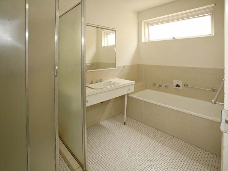 8/109 Riversdale Road, Hawthorn image 4