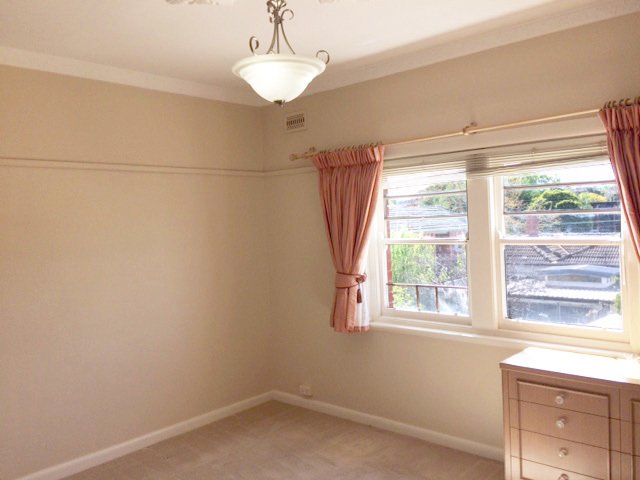 Property Gallery Thumbnail 6