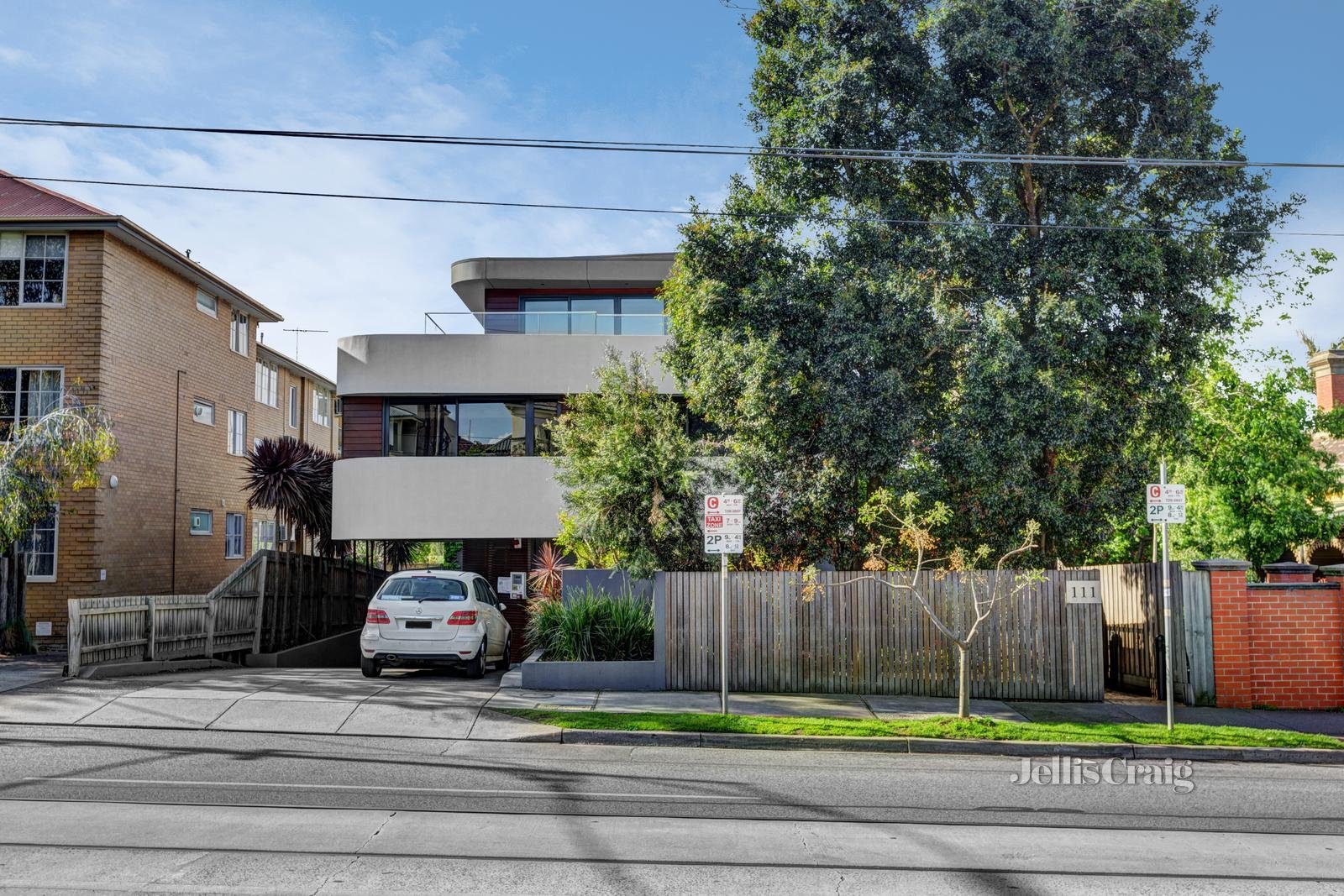 8/111 Riversdale Road, Hawthorn image 9